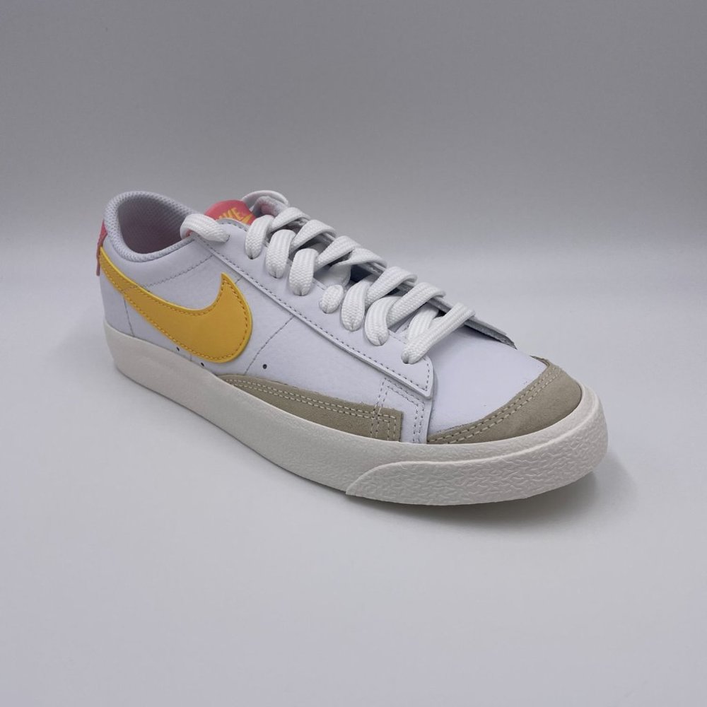 Nike Blazer Low ' 77 White Womens Shoes - Picture 7 of 8
